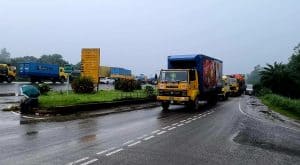ঢাকা-টাঙ্গাইল যমুনা সেতু মহাসড়কে সাড়ে ১৩ কিলোমিটার এলাকায় যানজট