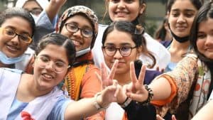 সারাদেশে এইচএসসিতে পাসের হার ৭৭.৭৮ শতাংশ