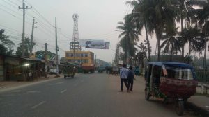 ভোলায় অনির্দিষ্টকালের বাস ধর্মঘটে ভোগান্তিতে যাত্রীরা