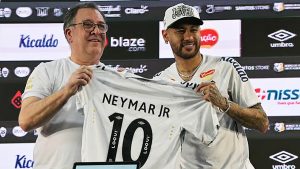 ‘রাজপুত্র’ নেইমারের রাজসিক প্রত্যাবর্তন