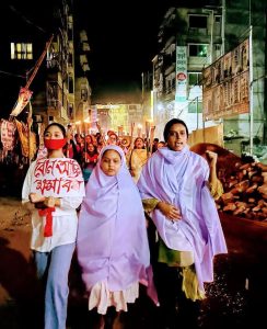 আছিয়ার ধর্ষকদের অতিদ্রুত বিচার ও স্বরাষ্ট্র উপদেষ্টার পদত্যাগের দাবিতে টাঙ্গাইলে মশাল মিছিল