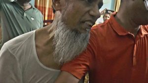 ছাত্রের সাথে শহীদ ক্যাডেট পরিচালক শহীদের বিরুদ্ধে বলাৎকার চেষ্টার গুঞ্জন