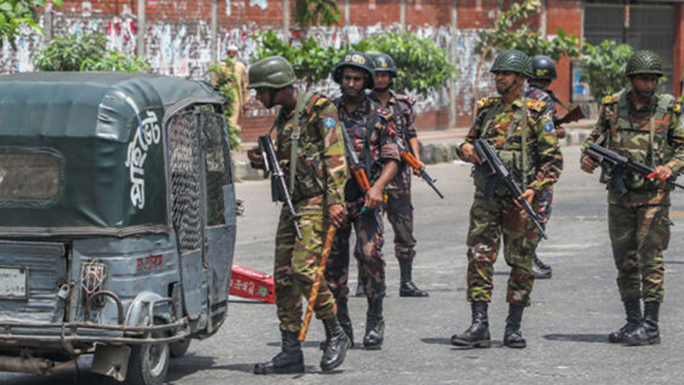 সশস্ত্র বাহিনীর ম্যাজিস্ট্রেসি ক্ষমতার মেয়াদ বাড়লো ফেব্রুয়ারি পর্যন্ত