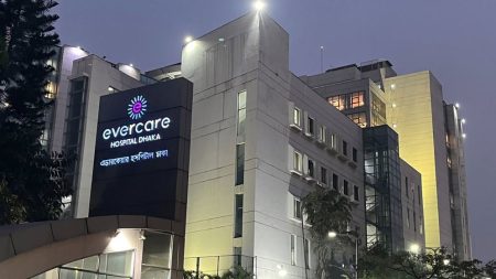 খালেদা জিয়ার চিকিৎসায় এভারকেয়ারে চীনা বিশেষজ্ঞ দল